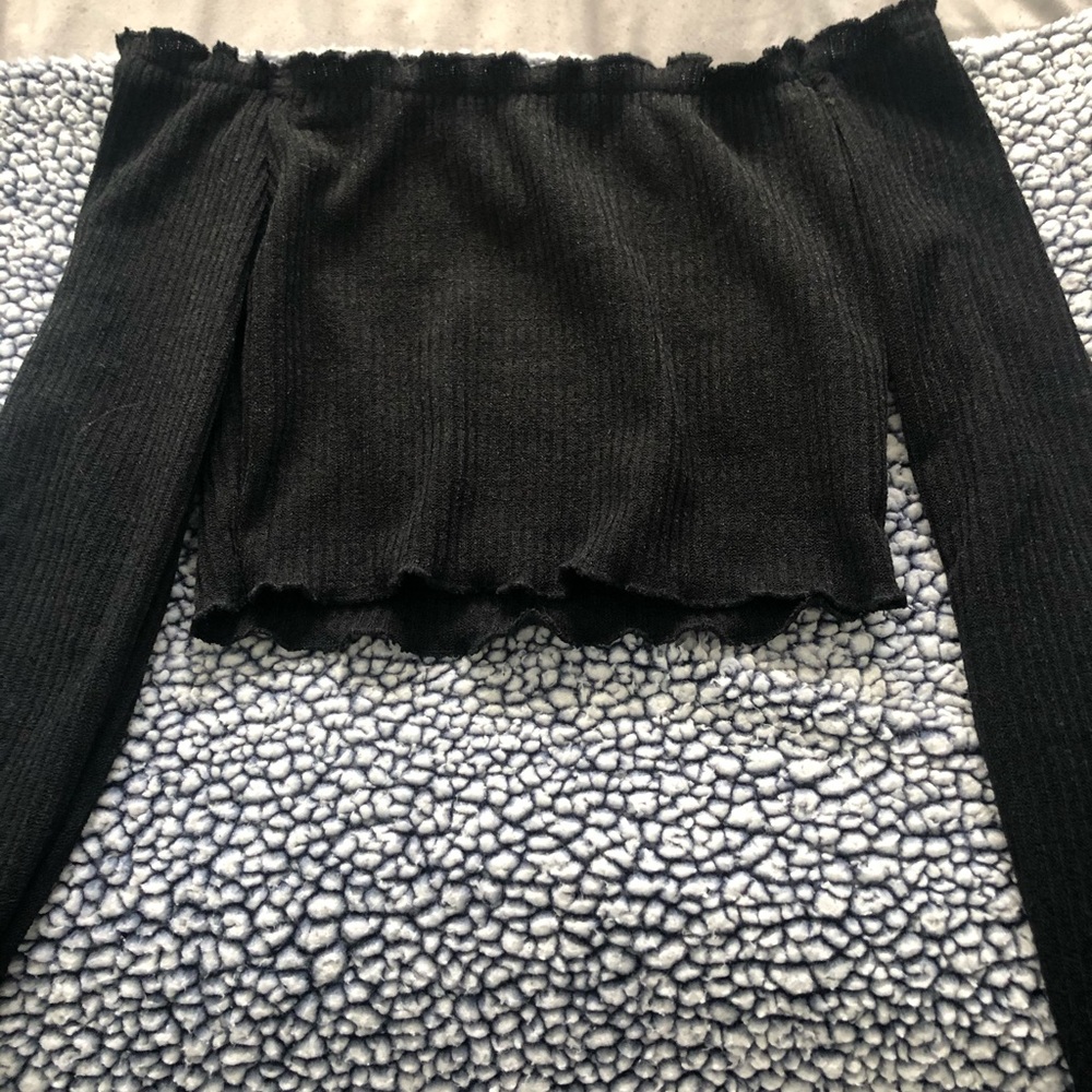 Over the shoulder black long sleeve